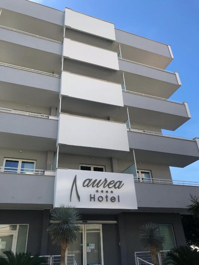 Aurea Hotel Торторето Экстерьер фото